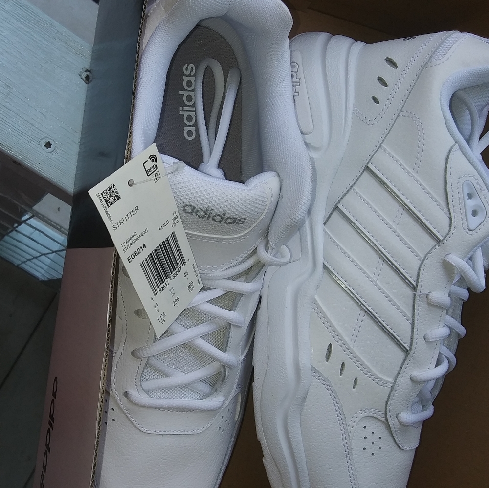 Brand new men's adadis shoes with tags size 11.5